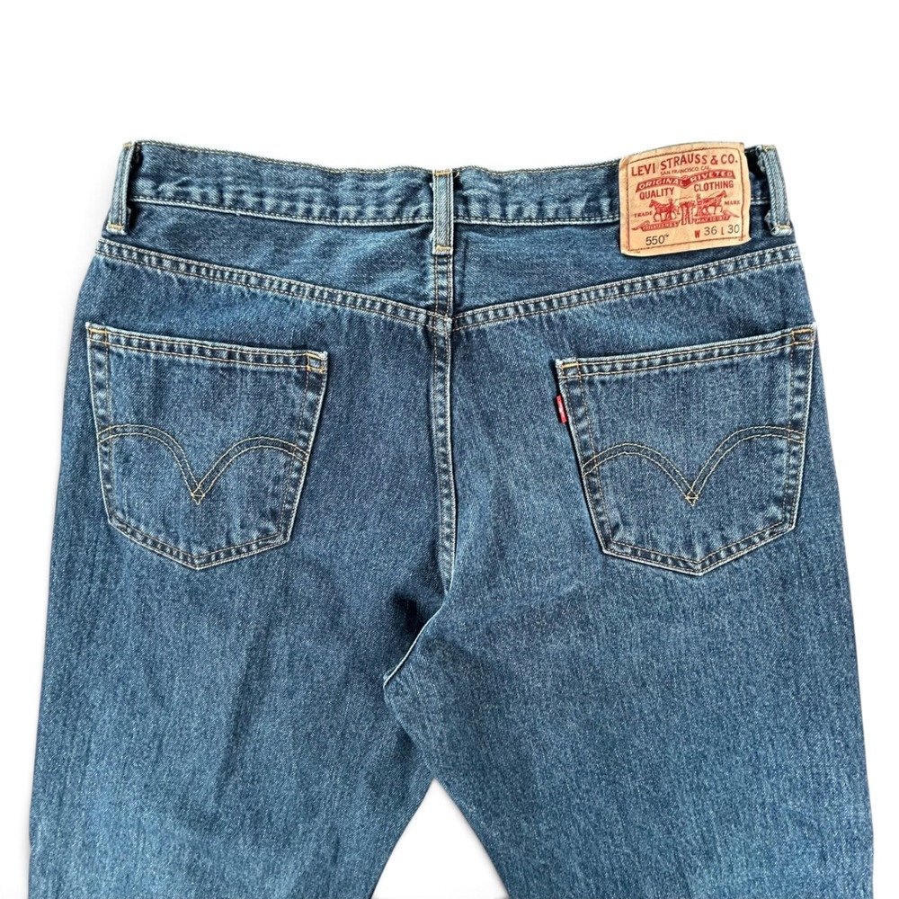 Levis 550 Mens Jeans 36x30 Relaxed Fit Medium Wash Blue 100% Cotton Denim - Picture 6 of 8